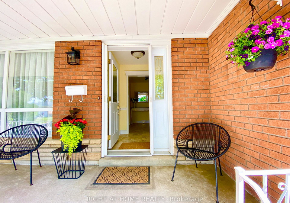 876-hollowtree-crescent-mississauga-ontario-w13245418