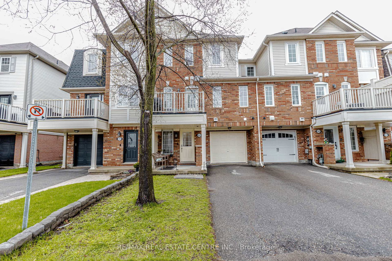 924-burgess-gardens-milton-ontario-w13245604