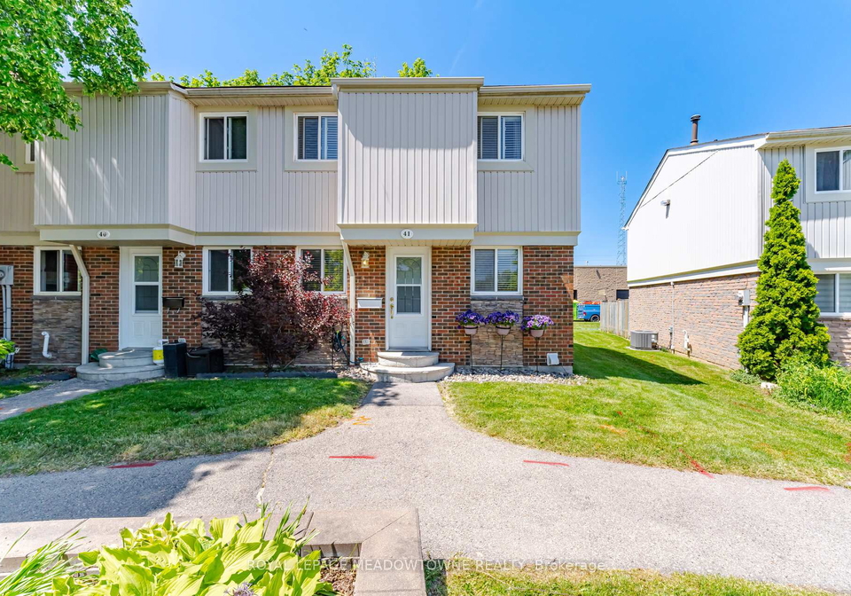 561-childs-drive-milton-ontario-w13245686