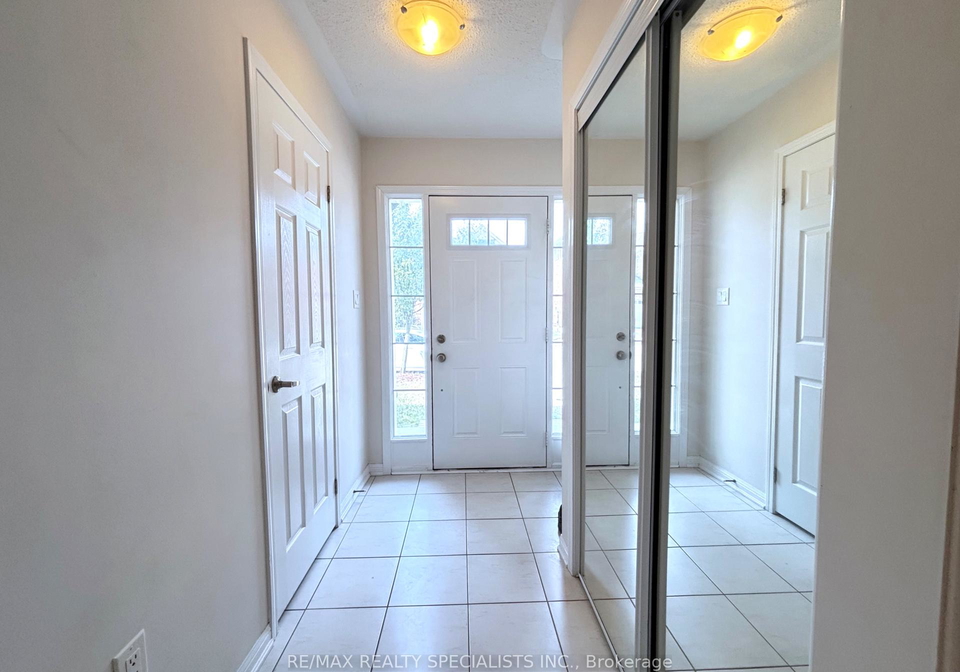 230-mortimer-crescent-milton-ontario-w13245720