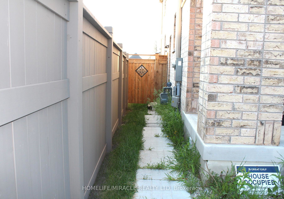 35-merrimac-drive-brampton-ontario-w13245834