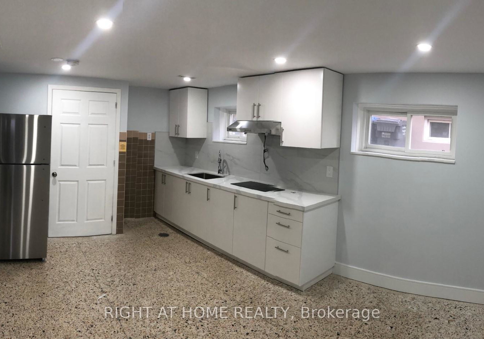 3631-molly-avenue-mississauga-ontario-w13245900