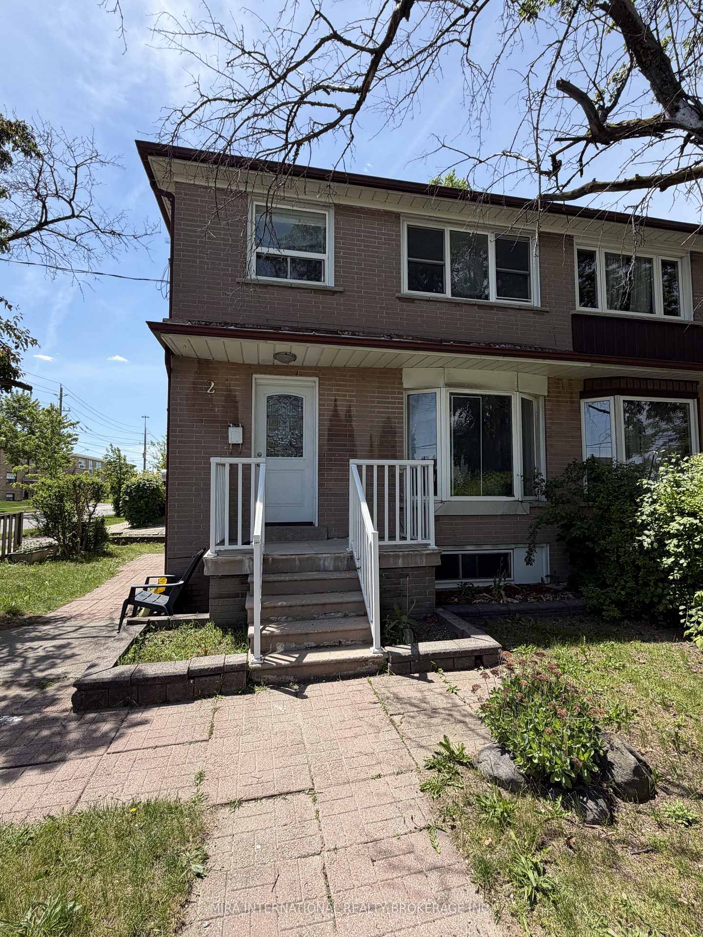 2-burrard-road-etobicoke-ontario-w13245912