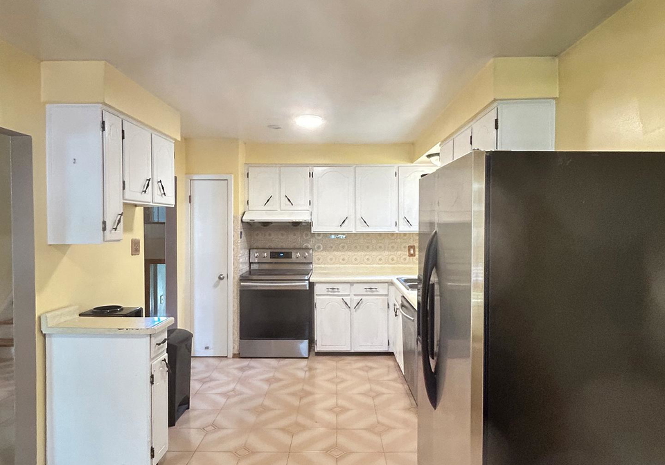 1010-bloor-street-mississauga-ontario-w13246236