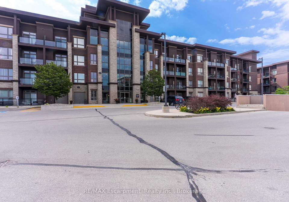 5010-corporate-drive-burlington-ontario-w13246554