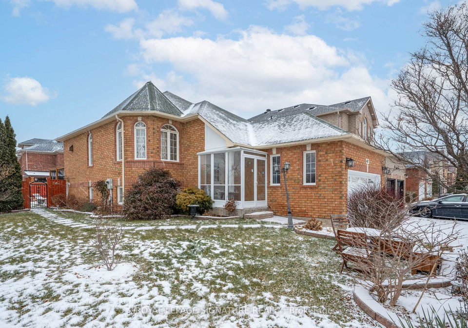 687-twain-avenue-mississauga-ontario-w13246600