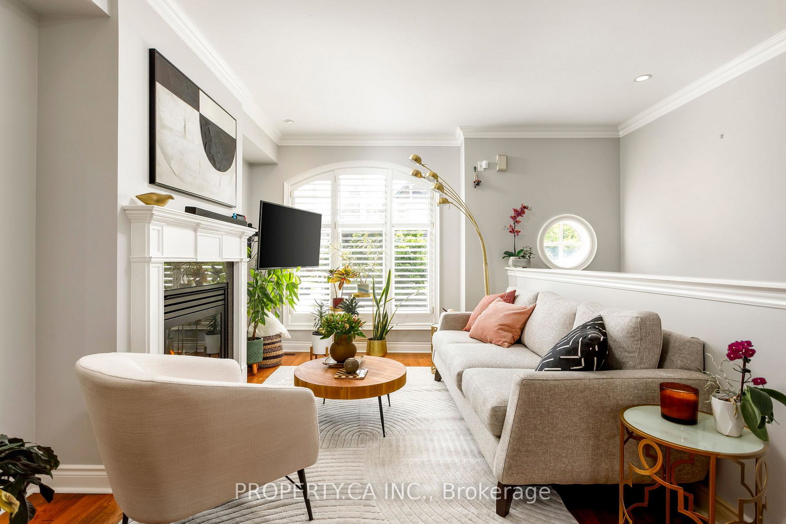 9-leaves-terrace-etobicoke-ontario-w13246740