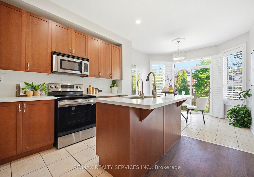 10-deepcoral-court-brampton-ontario-w13247126