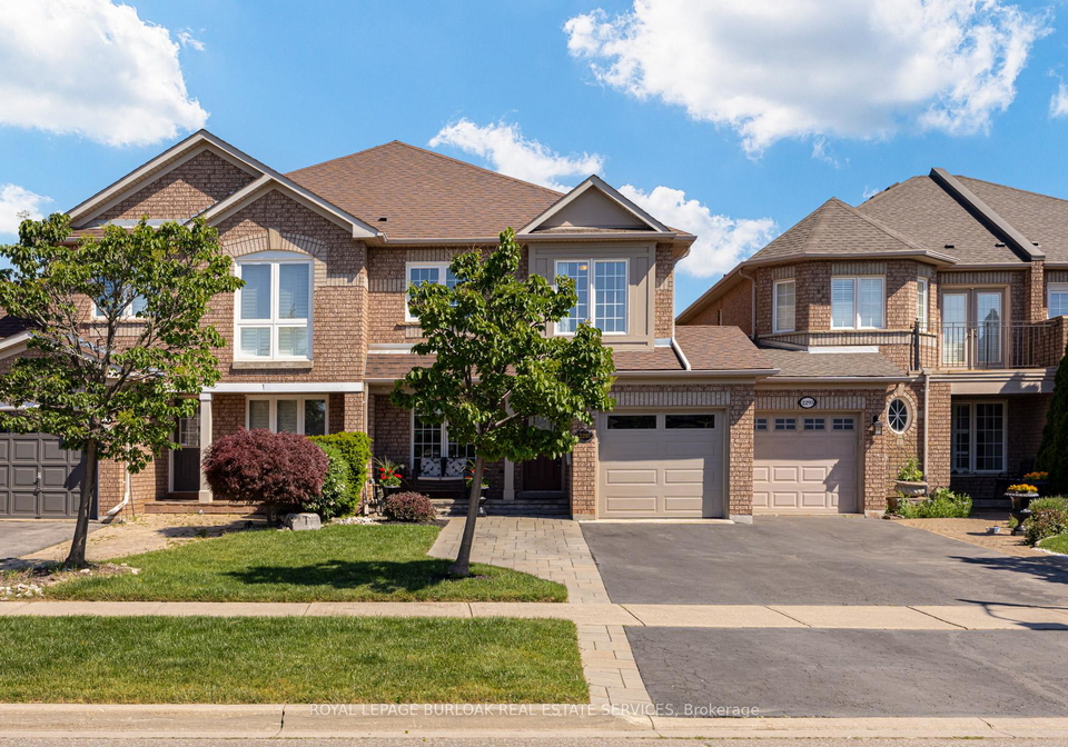 2295-kingfisher-court-oakville-ontario-w13247188