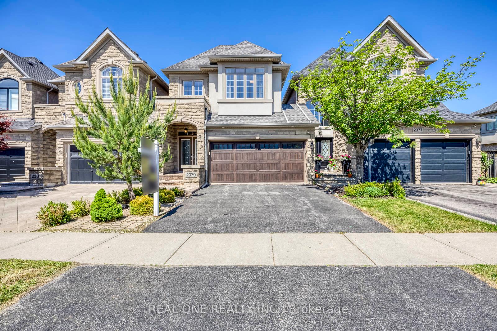 2379-wasaga-drive-oakville-ontario-w13247268