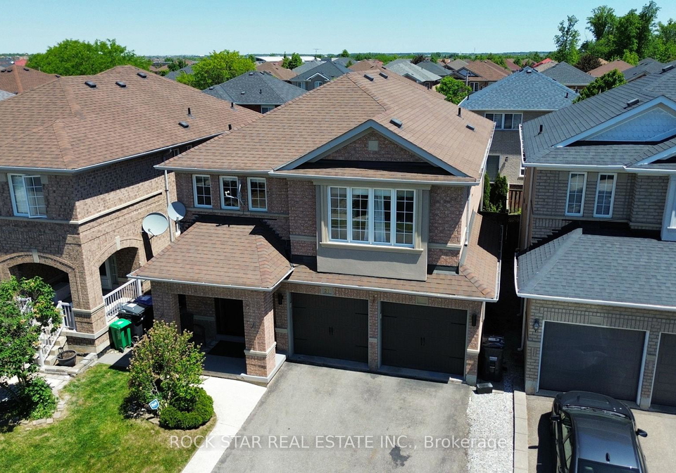21-trudelle-crescent-brampton-ontario-w13247340