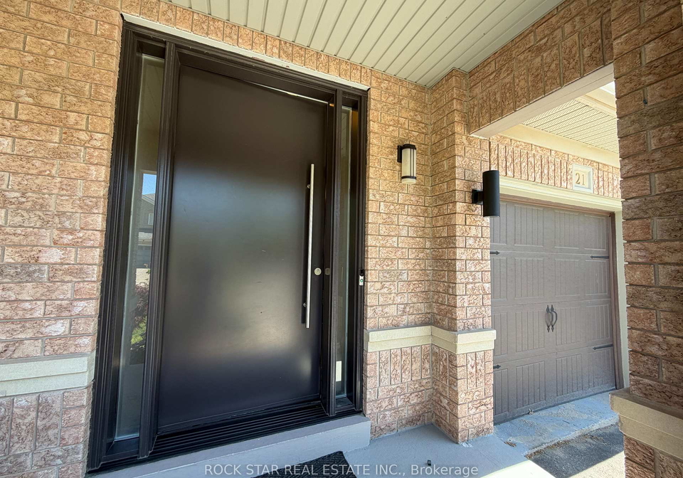 21-trudelle-crescent-brampton-ontario-w13247340