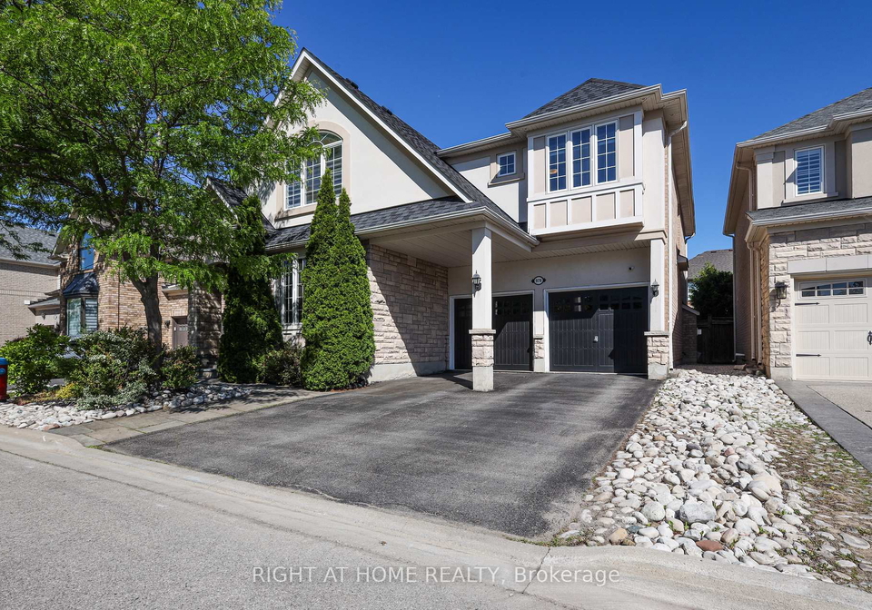 978-cousens-terrace-milton-ontario-w13247542