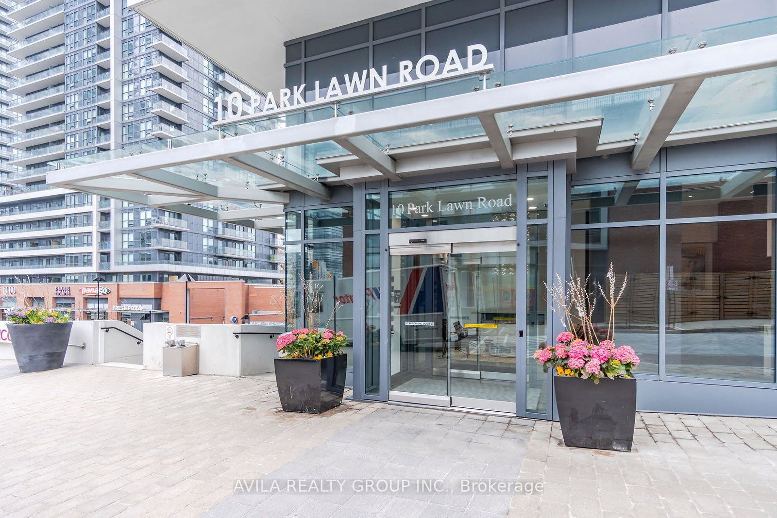10-park-lawn-road-etobicoke-ontario-w13247618