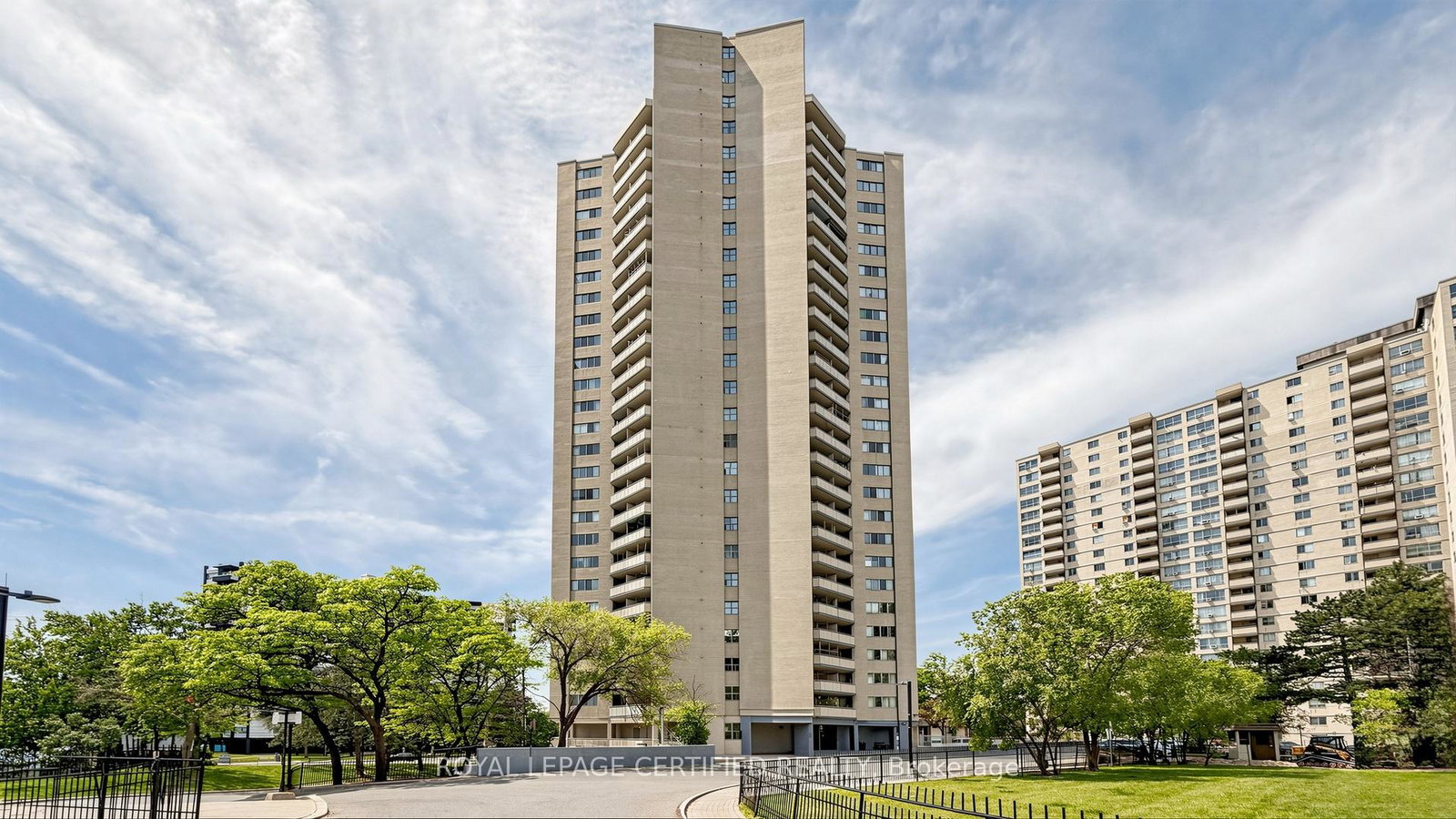 330-dixon-road-etobicoke-ontario-w13247768