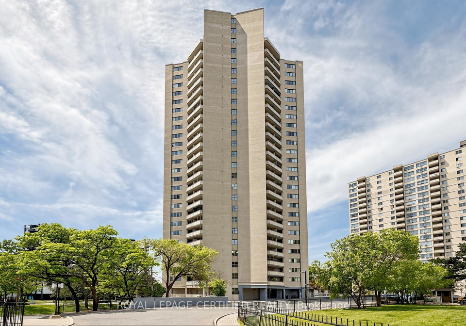 330-dixon-road-etobicoke-ontario-w13247768