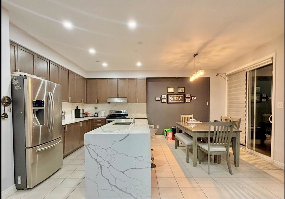 385-royal-west-drive-brampton-ontario-w13247770