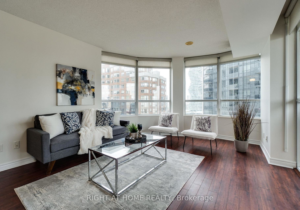 310-burnhamthorpe-road-mississauga-ontario-w13247788