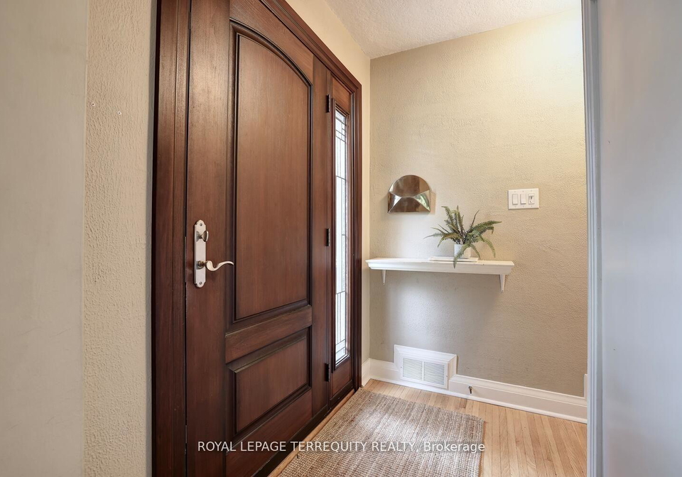 20-elderidge-avenue-etobicoke-ontario-w13247924