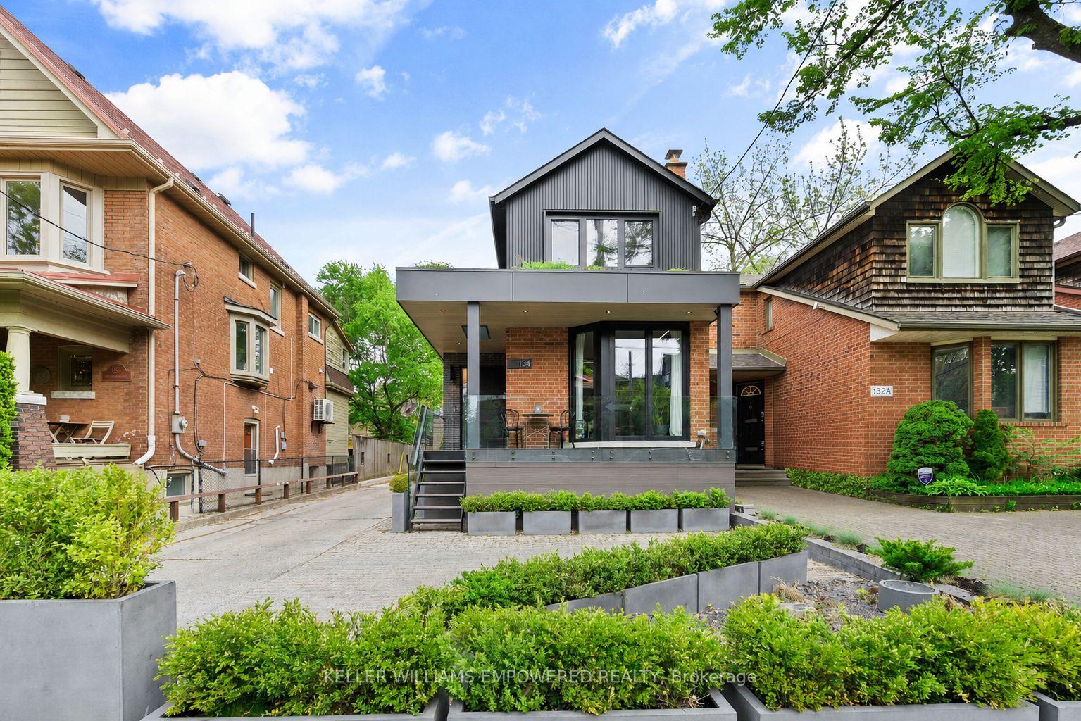 134-geoffrey-street-toronto-ontario-w13247966