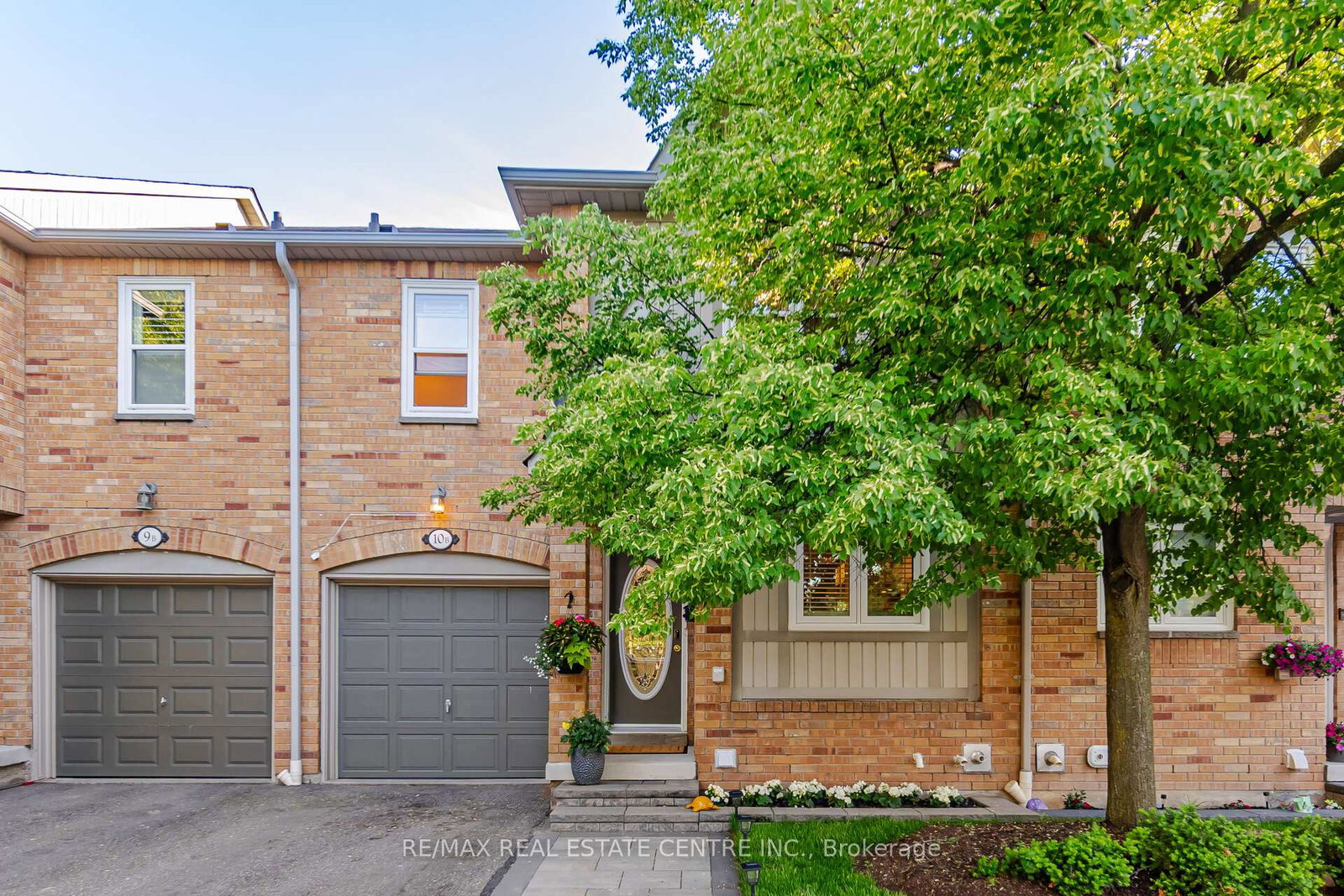5865-dalebrook-crescent-mississauga-ontario-w13247982