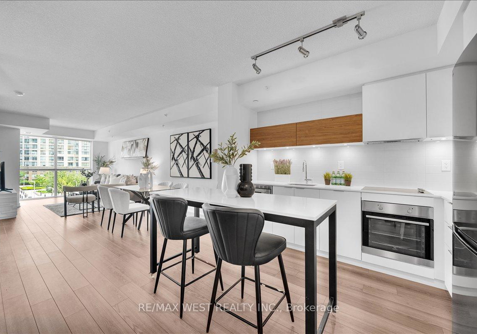 20-thomas-riley-road-etobicoke-ontario-w13248072