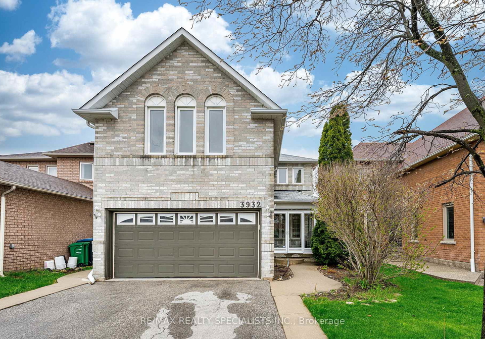 3932-periwinkle-crescent-mississauga-ontario-w13248088