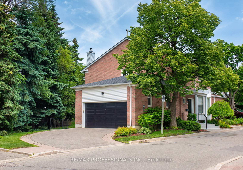 7-tamarack-circle-etobicoke-ontario-w13248290