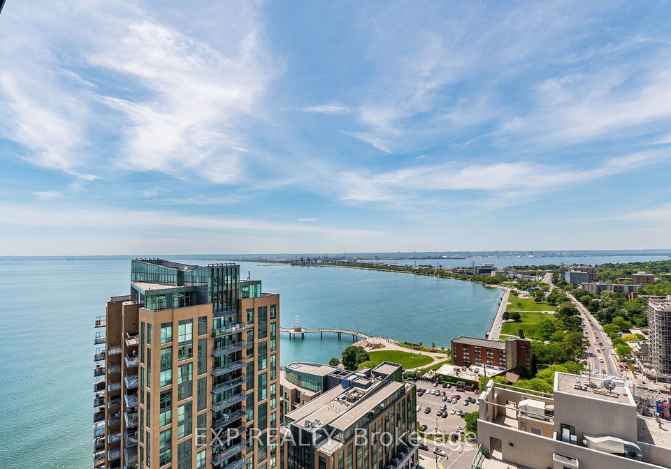 2075-lakeshore-road-burlington-ontario-w13248302