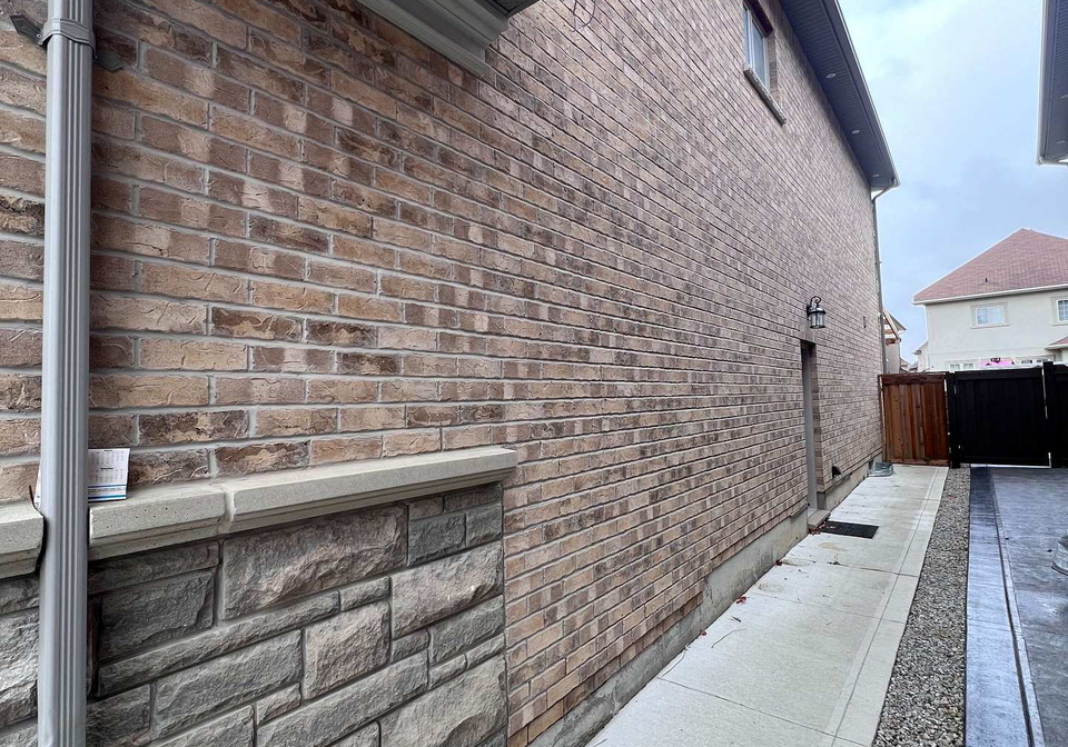 8-arda-crescent-brampton-ontario-w13248492