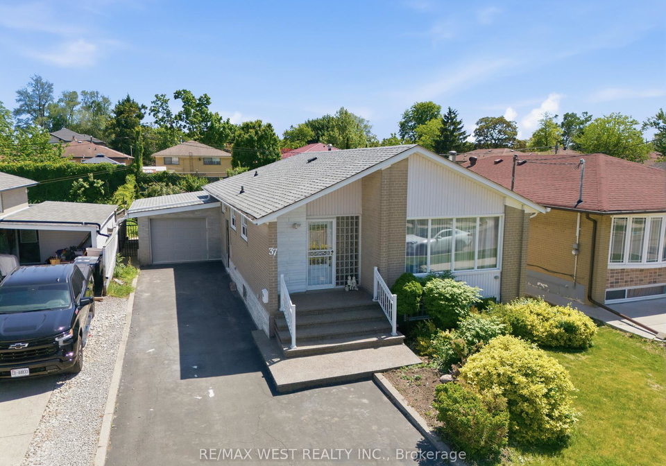 37-beaumonde-heights-drive-etobicoke-ontario-w13248504