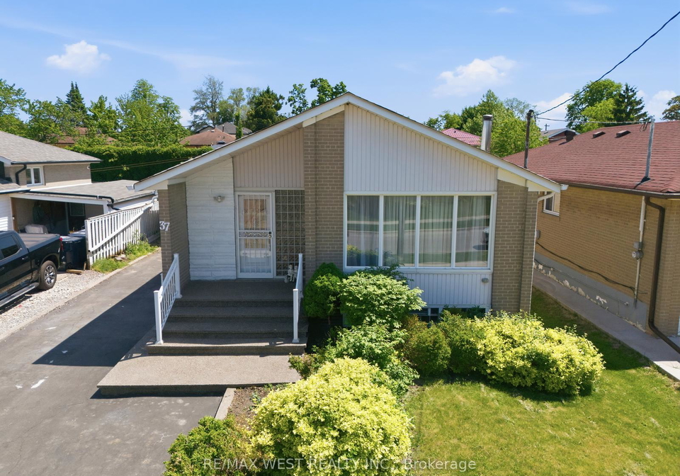 37-beaumonde-heights-drive-etobicoke-ontario-w13248504