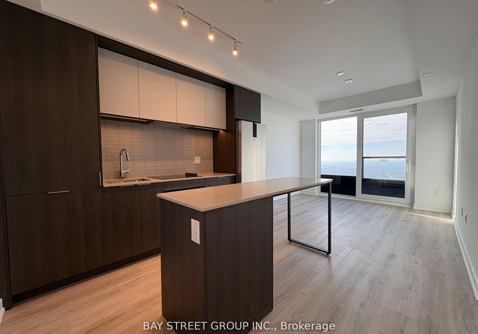 395-square-one-drive-mississauga-ontario-w13248552