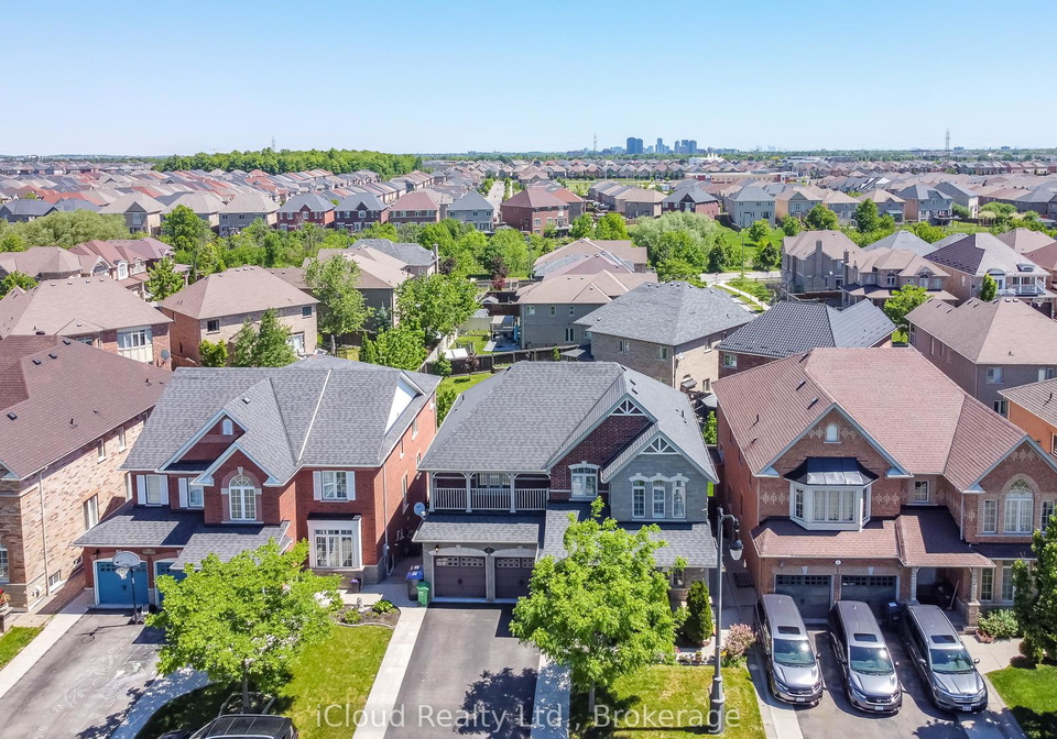 7-merrittonia-street-brampton-ontario-w13248572