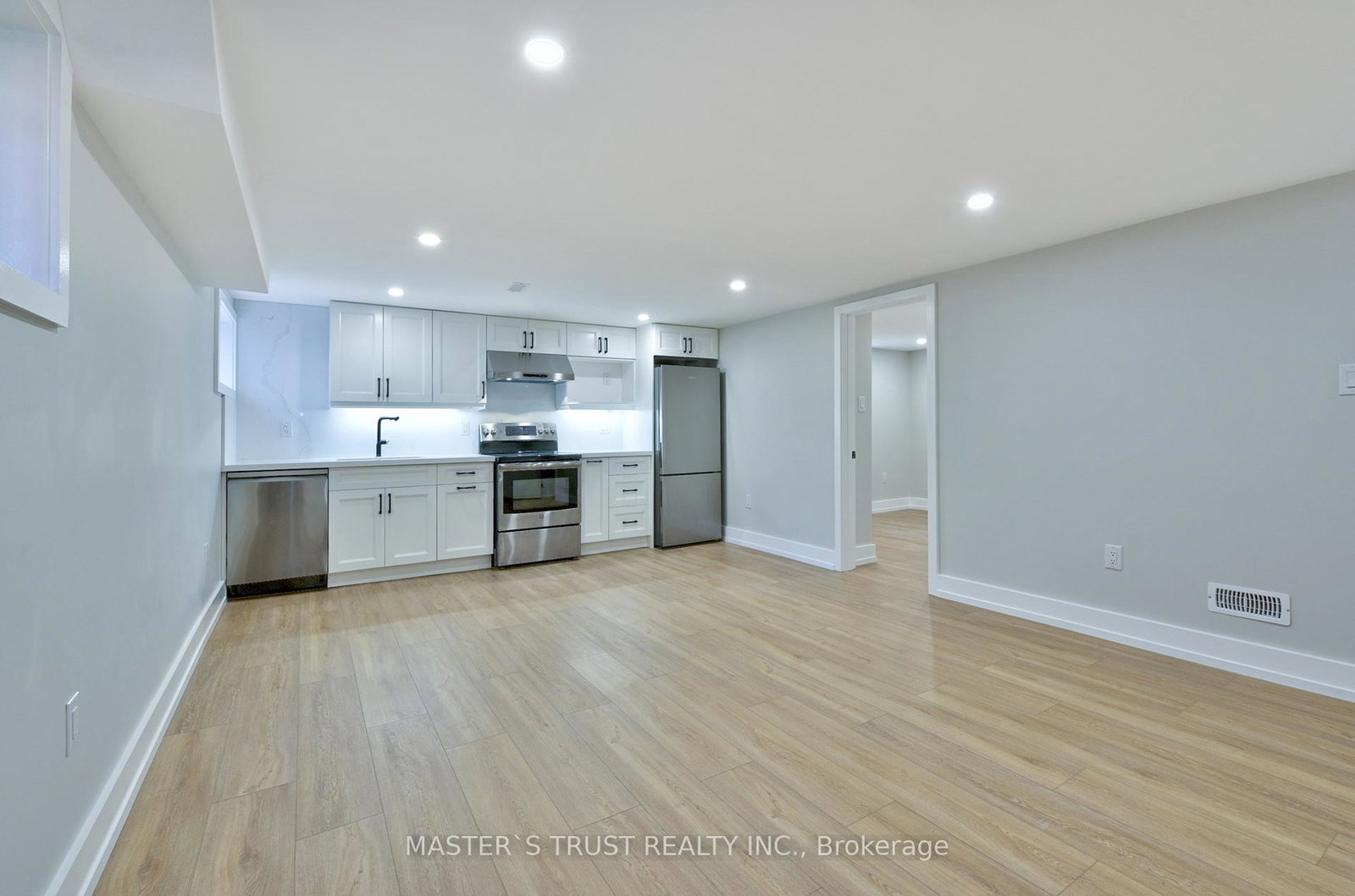 28-florence-drive-oakville-ontario-w13248676
