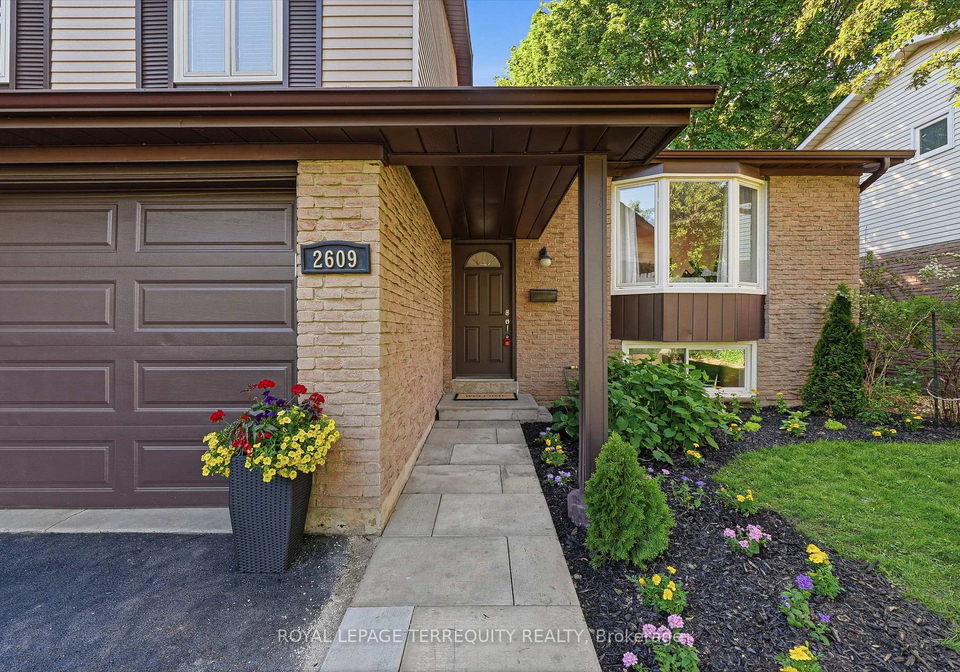 2609-oak-row-crescent-mississauga-ontario-w13248876