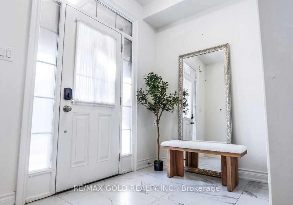 1345-restivo-lane-milton-ontario-w13248906