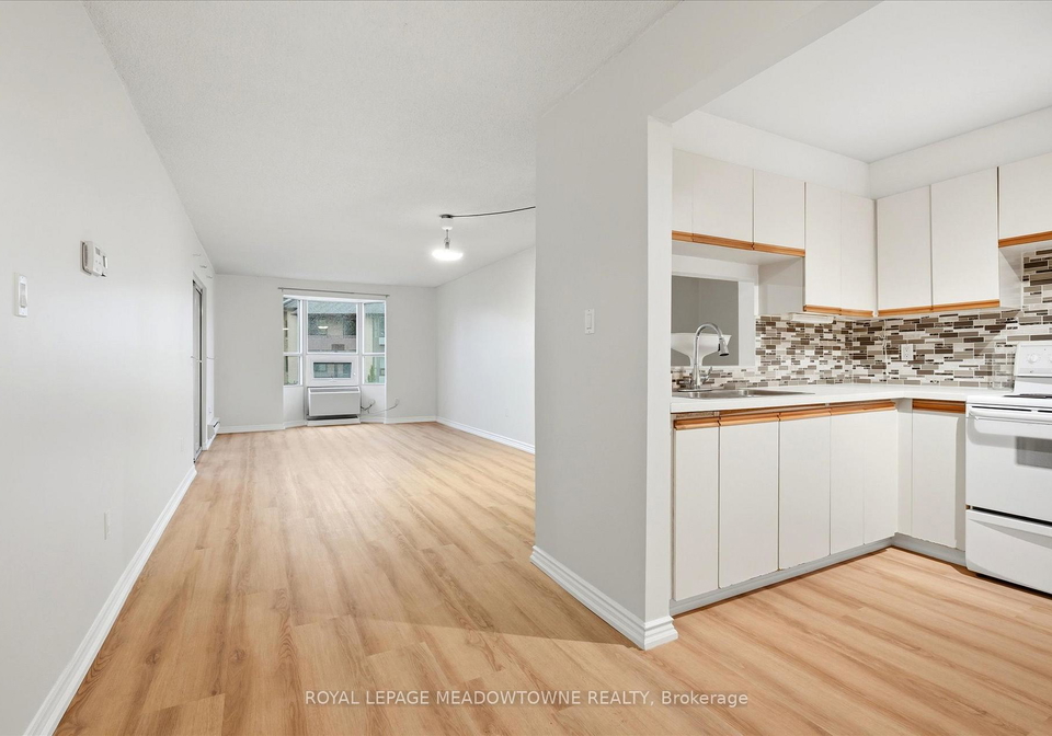 3835-lake-shore-boulevard-etobicoke-ontario-w13248930