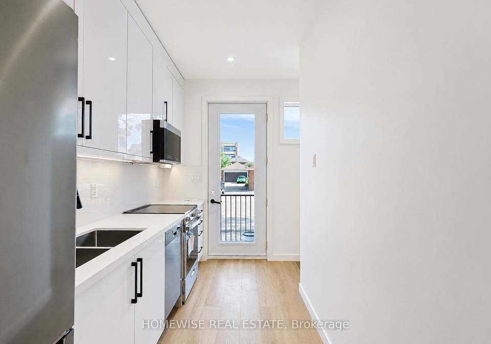 159-locksley-avenue-north-york-ontario-w13249276