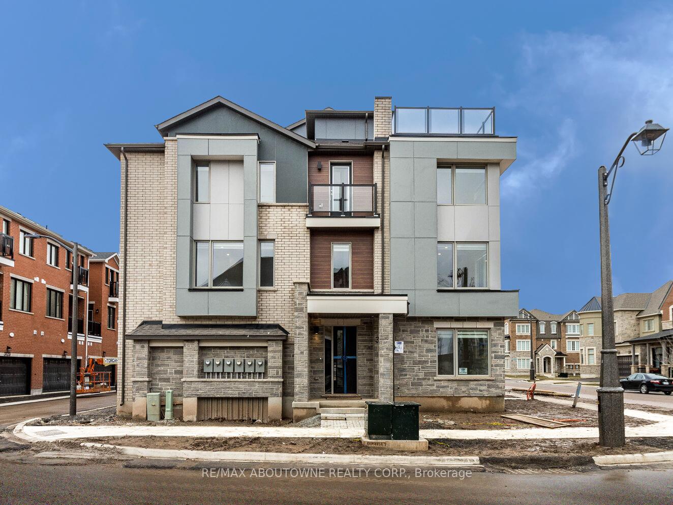 3001-duggan-trail-oakville-ontario-w13249408