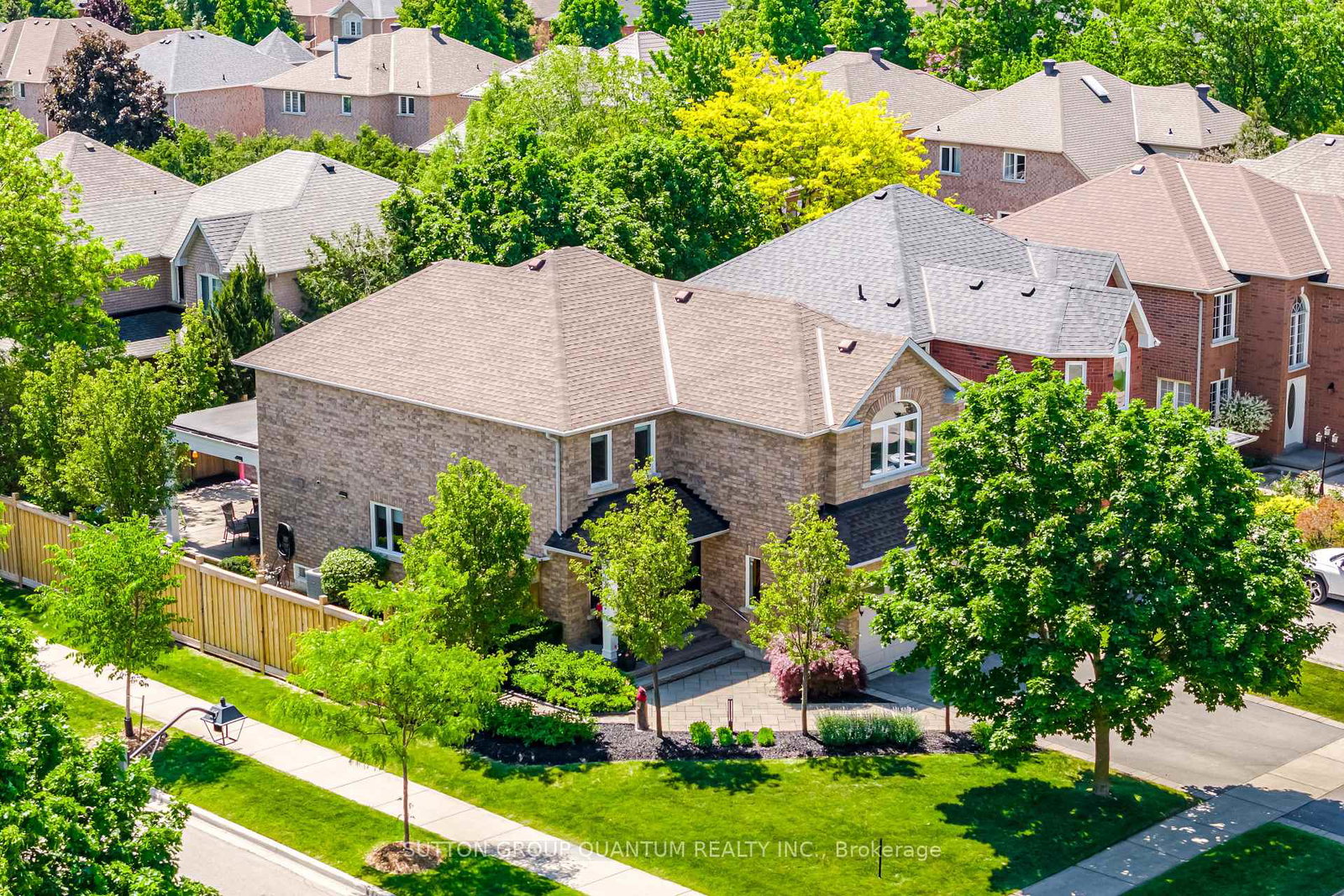 490-grovehill-road-oakville-ontario-w13249612