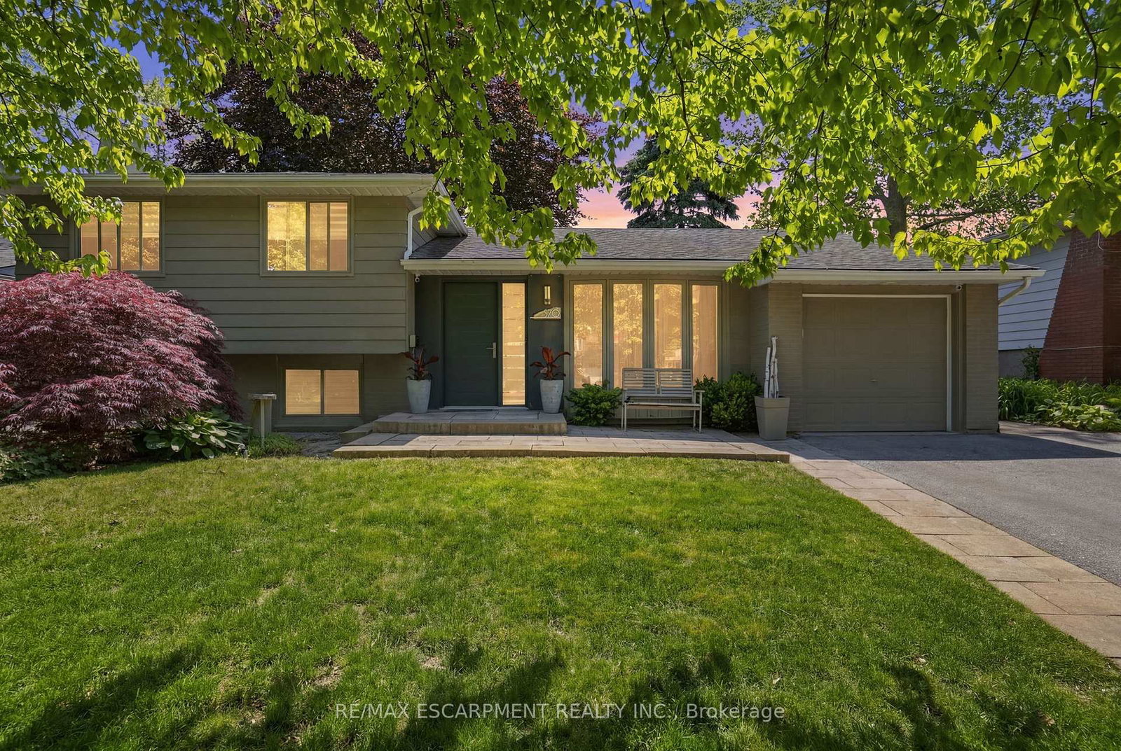 570-rosedale-crescent-burlington-ontario-w13249660