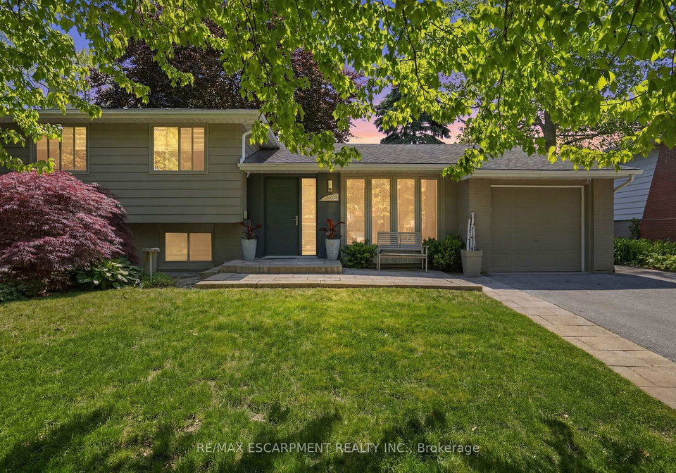 570-rosedale-crescent-burlington-ontario-w13249660
