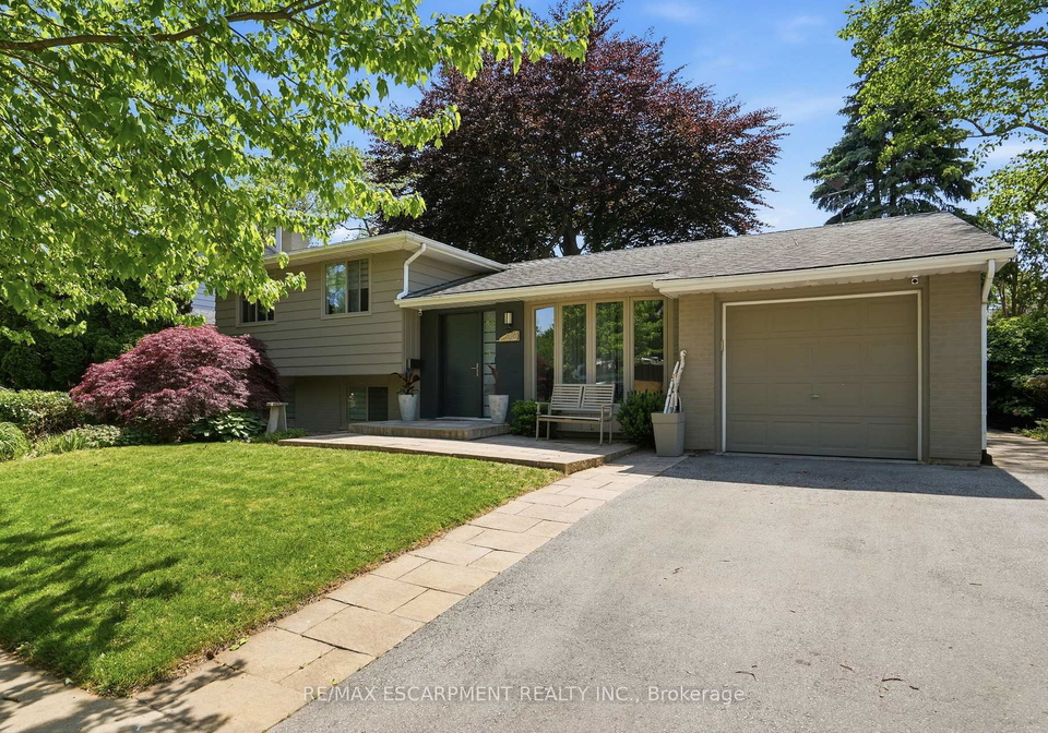 570-rosedale-crescent-burlington-ontario-w13249660