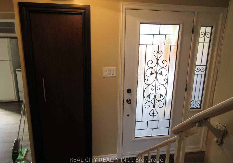 2290-delkus-crescent-mississauga-ontario-w13249844
