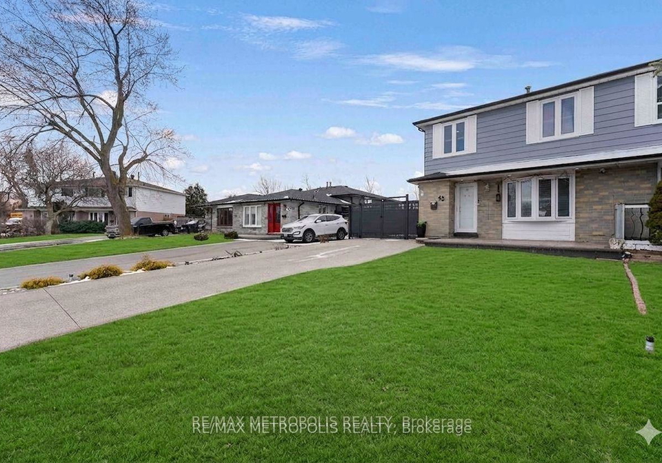 42-gulliver-crescent-brampton-ontario-w13249854