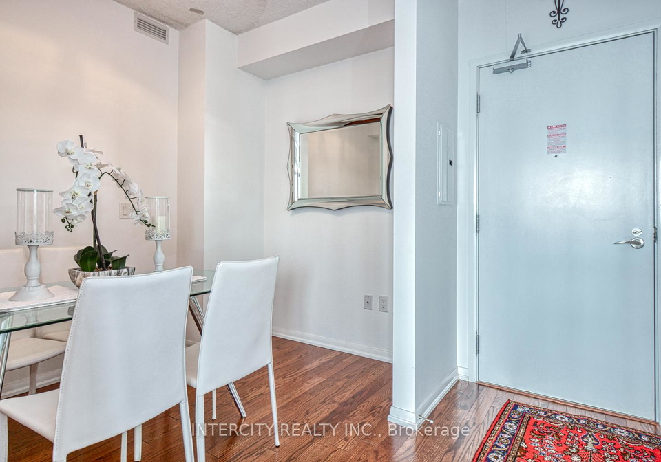 800-lawrence-avenue-w-north-york-ontario-w13249966