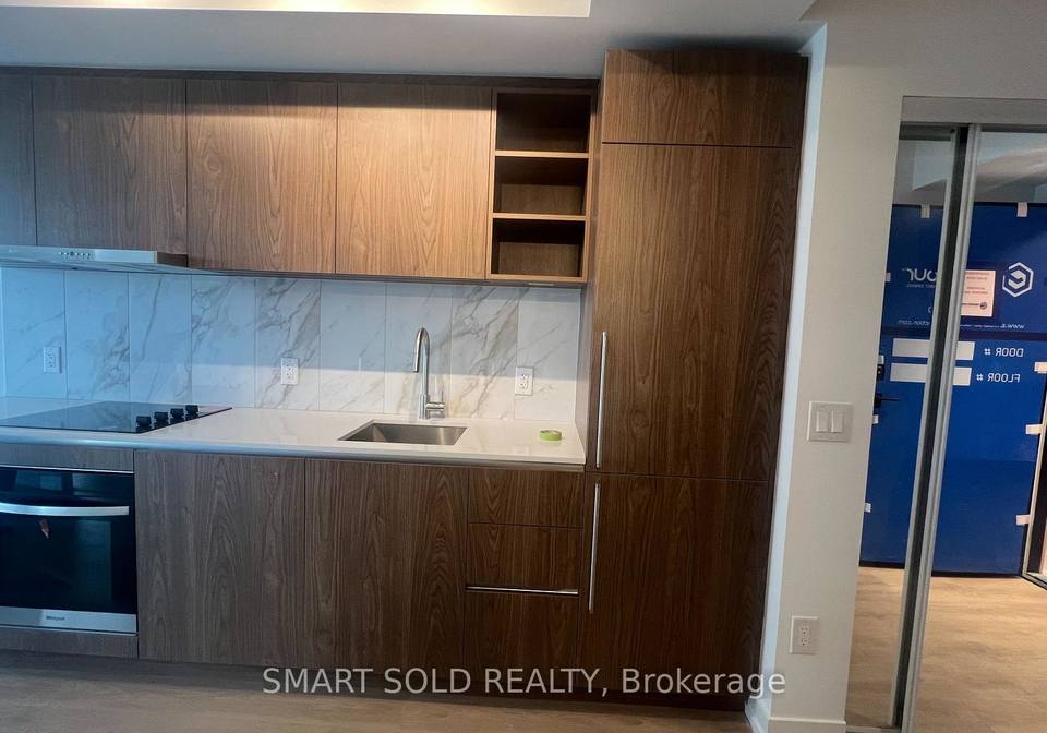 5251-dundas-street-w-etobicoke-ontario-w13250030