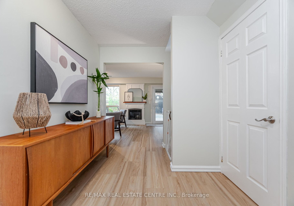 3017-glace-bay-road-mississauga-ontario-w13250116