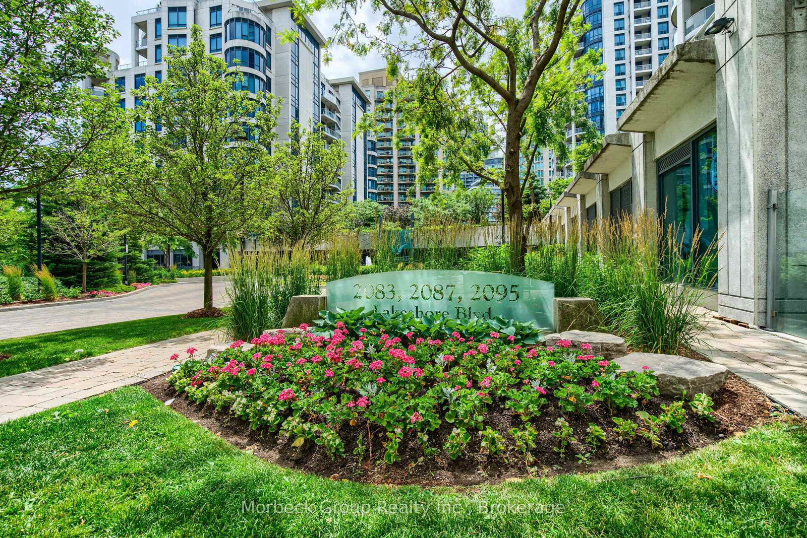 2083-lake-shore-boulevard-w-etobicoke-ontario-w13250352